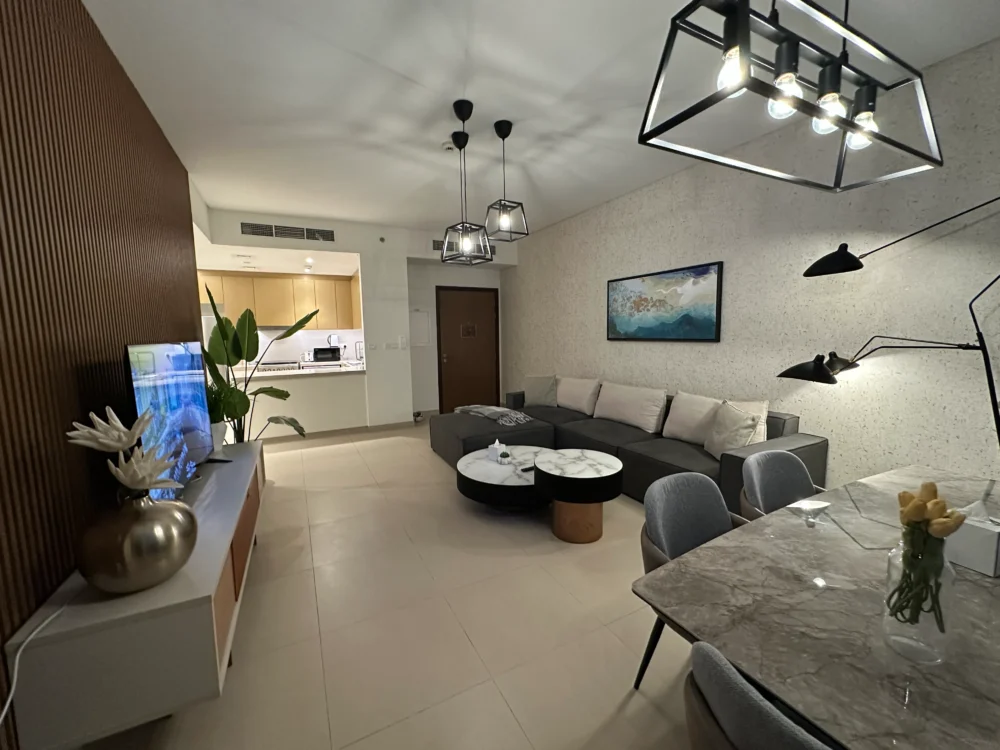 Luxury Sea View Apartment | Dubai Ain & Palm Views